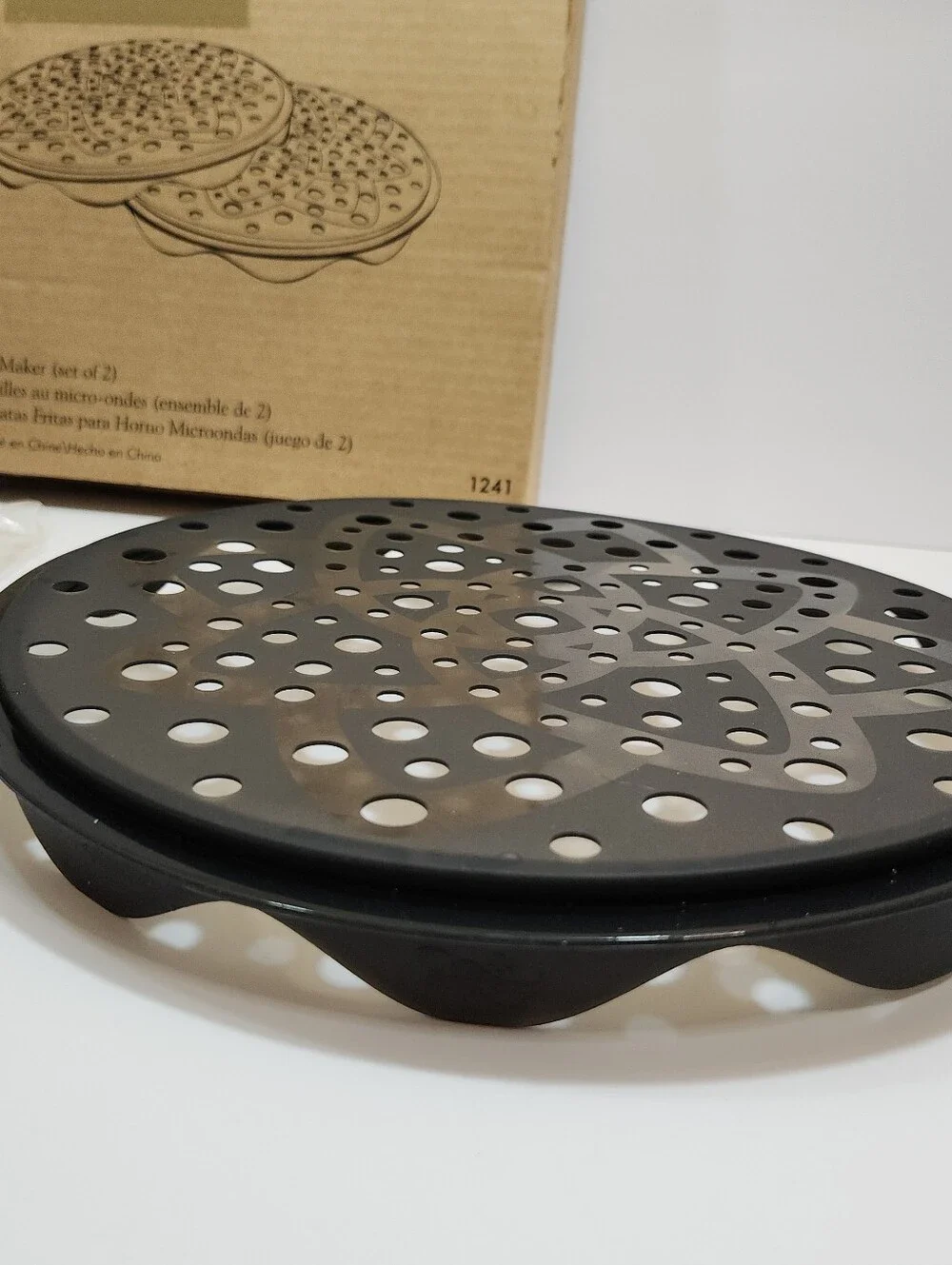 Pampered Chef Microwave Chip Maker 1241 Set of 2 Gray Silicone RETIRED w/box GUC